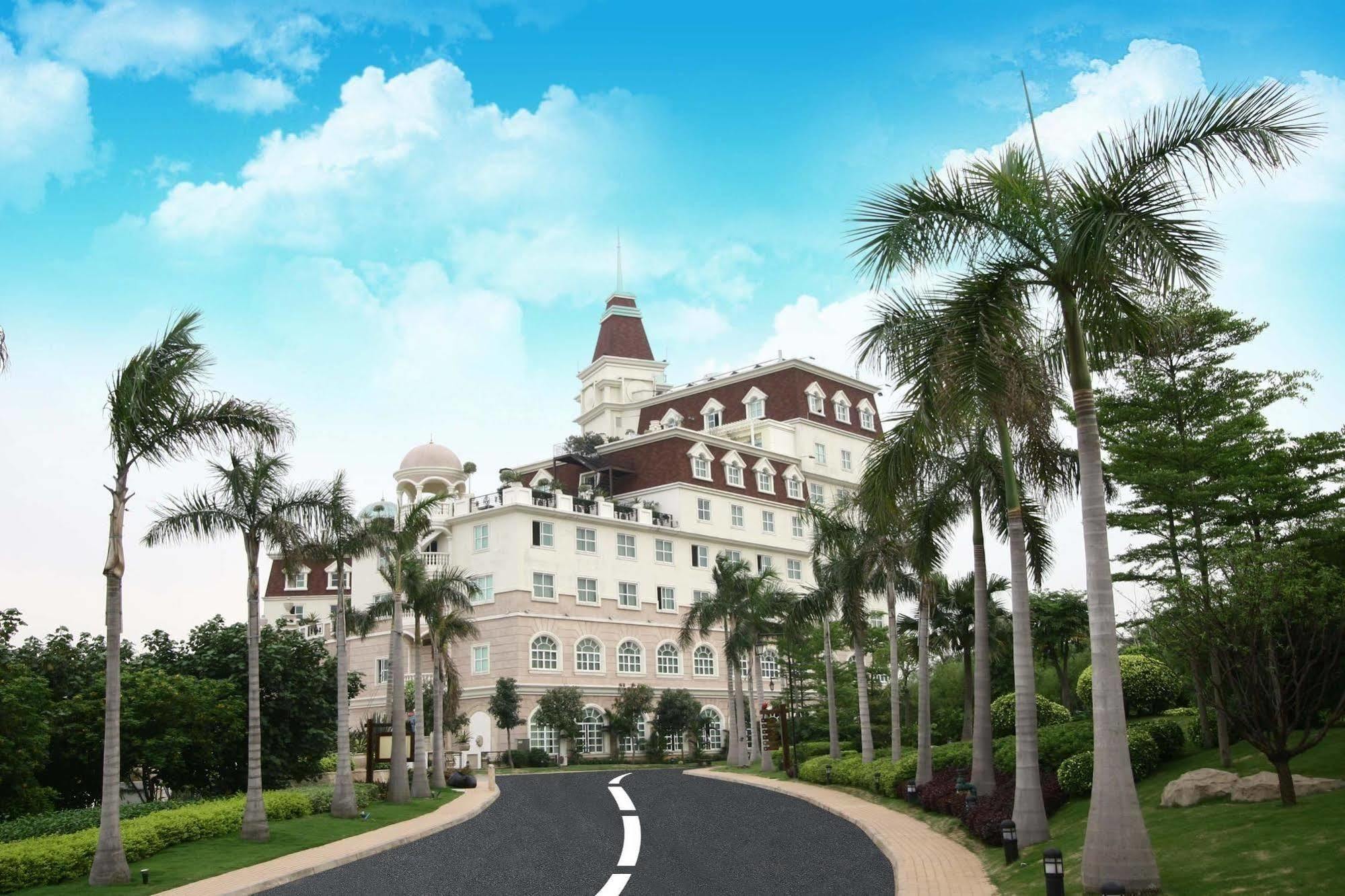 Clifford Golden Lake Hotel Фошан Екстериор снимка