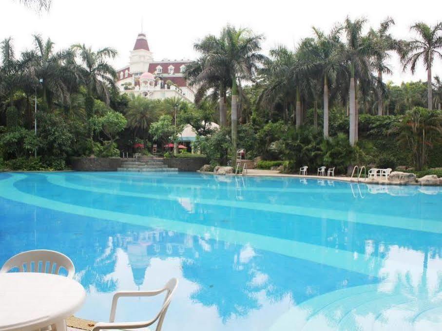 Clifford Golden Lake Hotel Фошан Екстериор снимка
